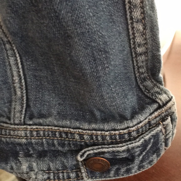 Cropped American Eagle Denim jacket, size S - Picture 5 of 7